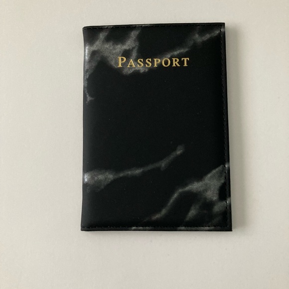 Marble look passport cover Black - Picture 6 of 7